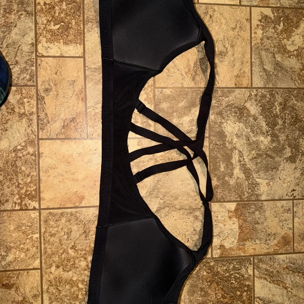 Lululemon Athletica Black Zip-Front Sports Bra - Picture 4 of 4